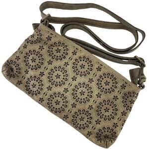 Elegant Tan Shoulder Bag